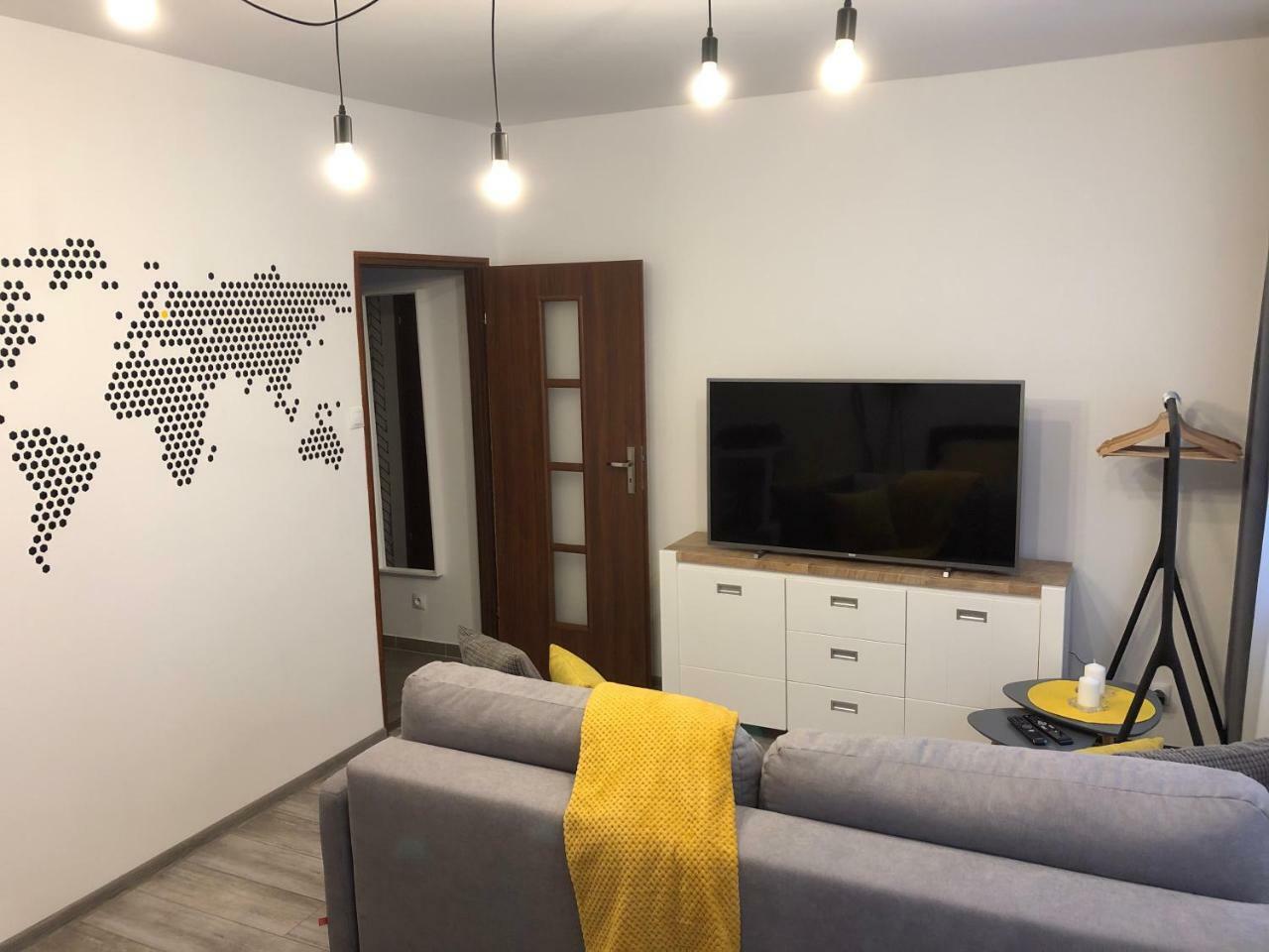 Apartament Szczesliwa 13 - Plac Ratuszowy Jelenia Góra Εξωτερικό φωτογραφία